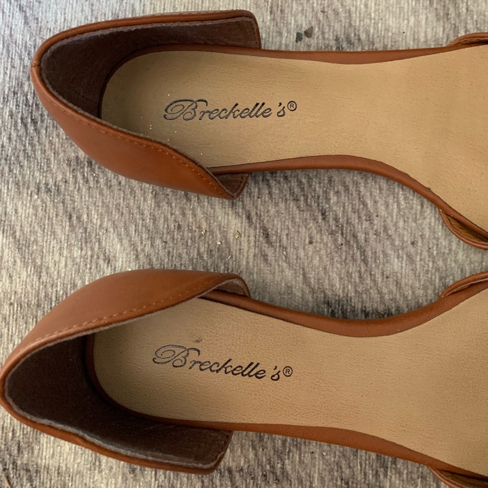 Breckelles Brown Flats